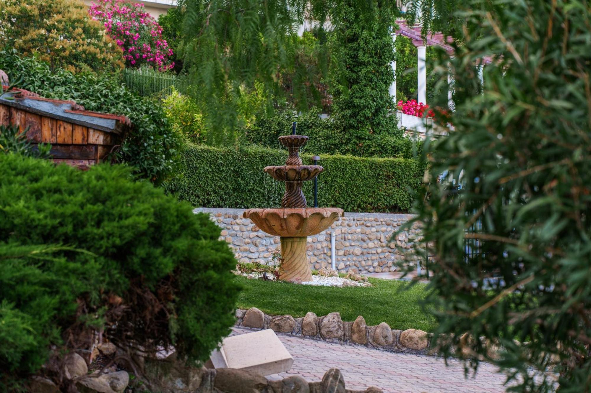 Hotel Villa Levi Sanremo Eksteriør bilde